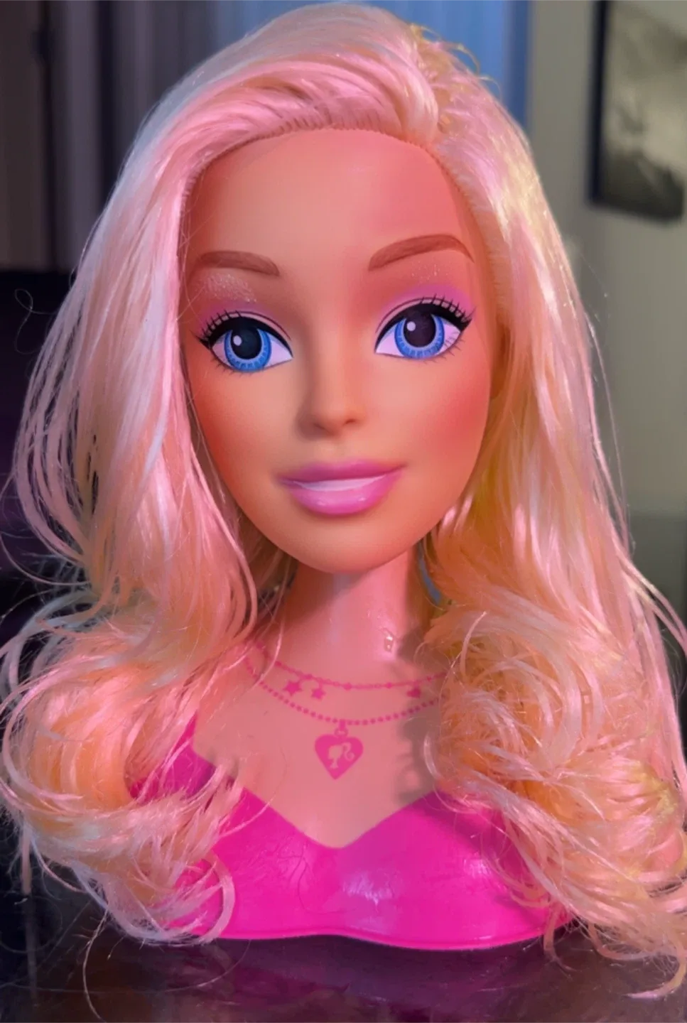 Barbie Styling Head image indicator(2)