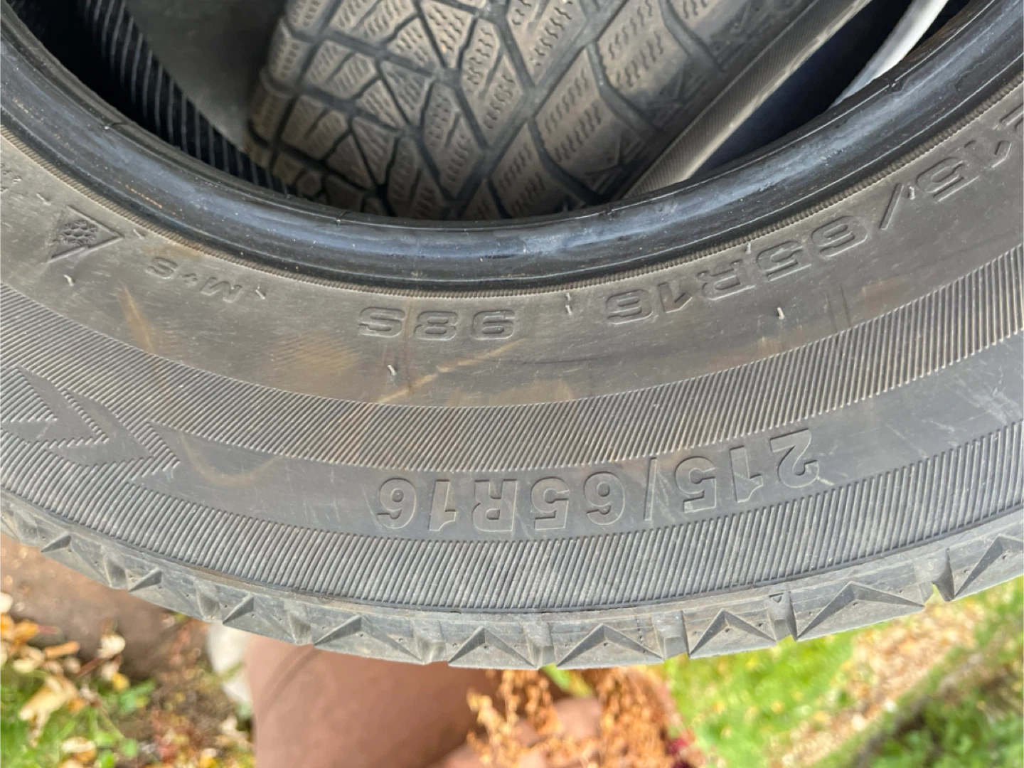 Set of 4 Winter Tires – 215/65R16 - photo 3