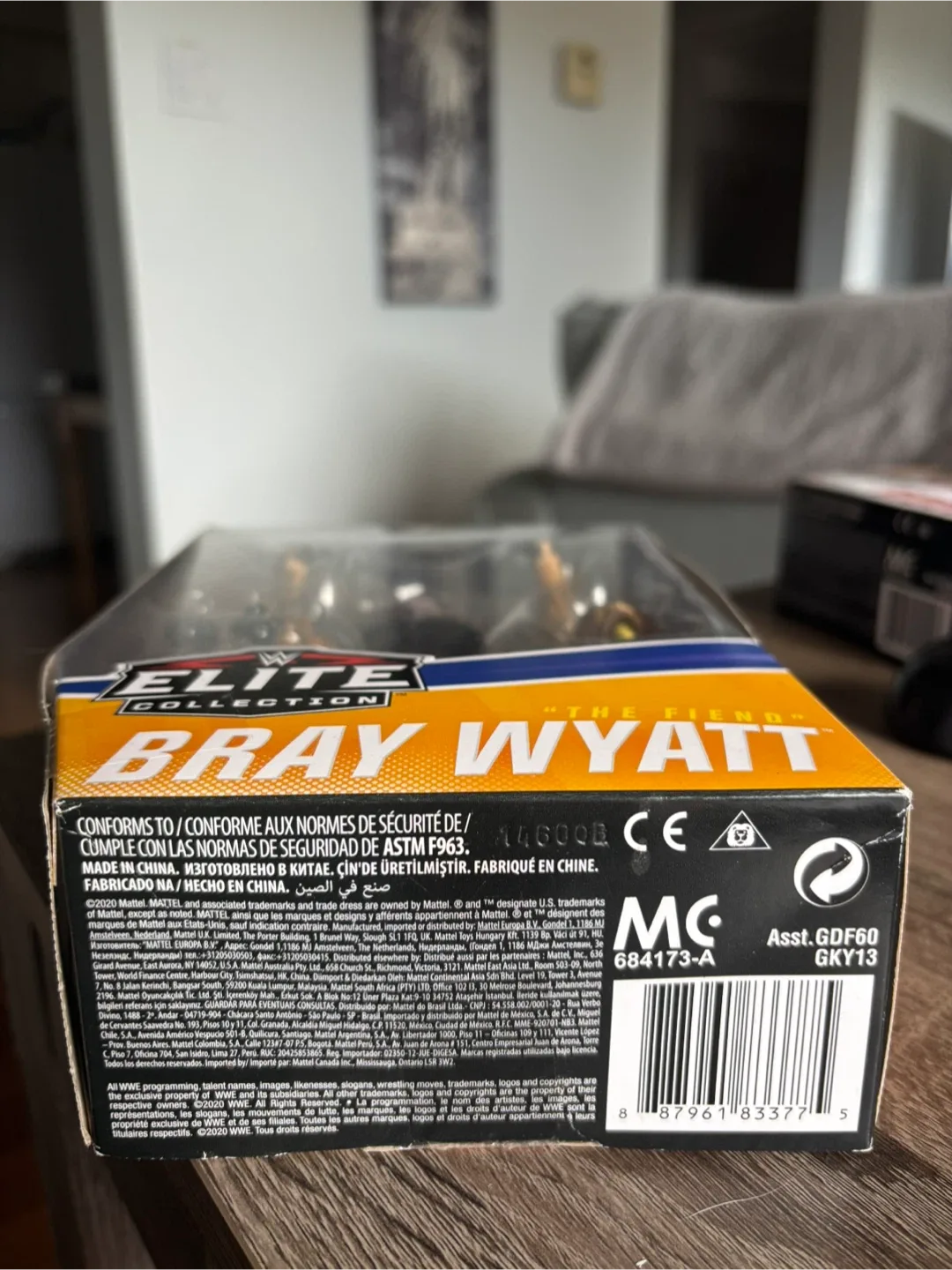 WWE Elite BRAY WYATT / “THE FIEND” Series 77 image indicator(6)