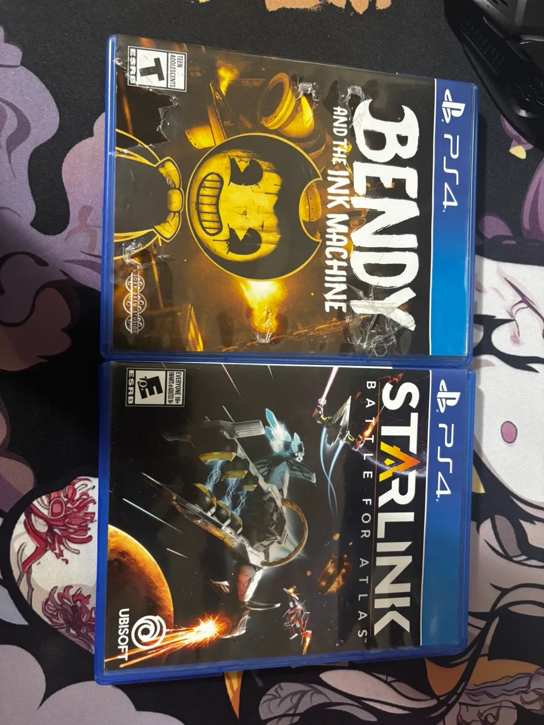 PlayStation 4 (PS4) Console & Controller (SSD) image indicator(3)