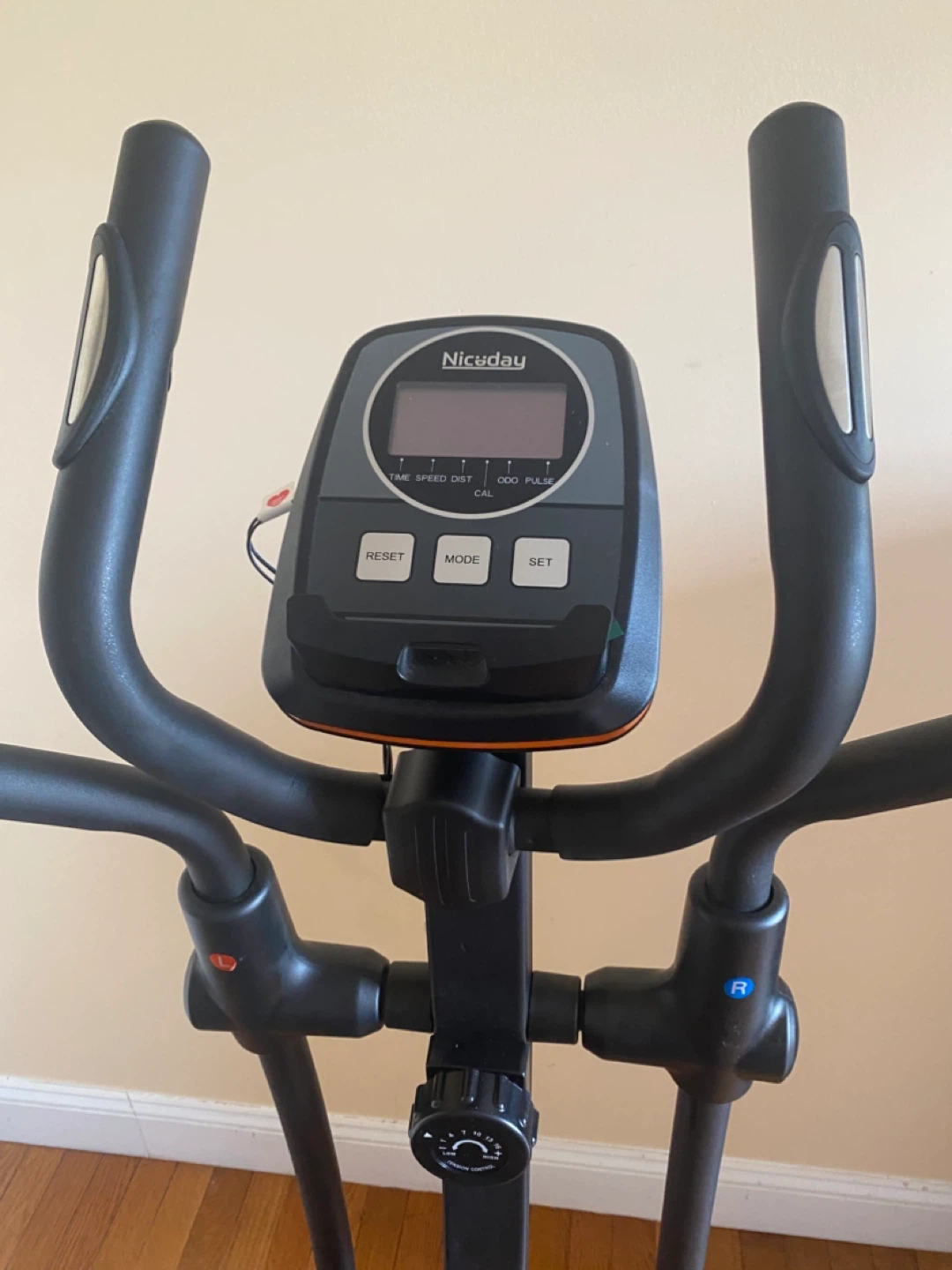 Elliptical Exercise Machine $799 Retail - photo 5