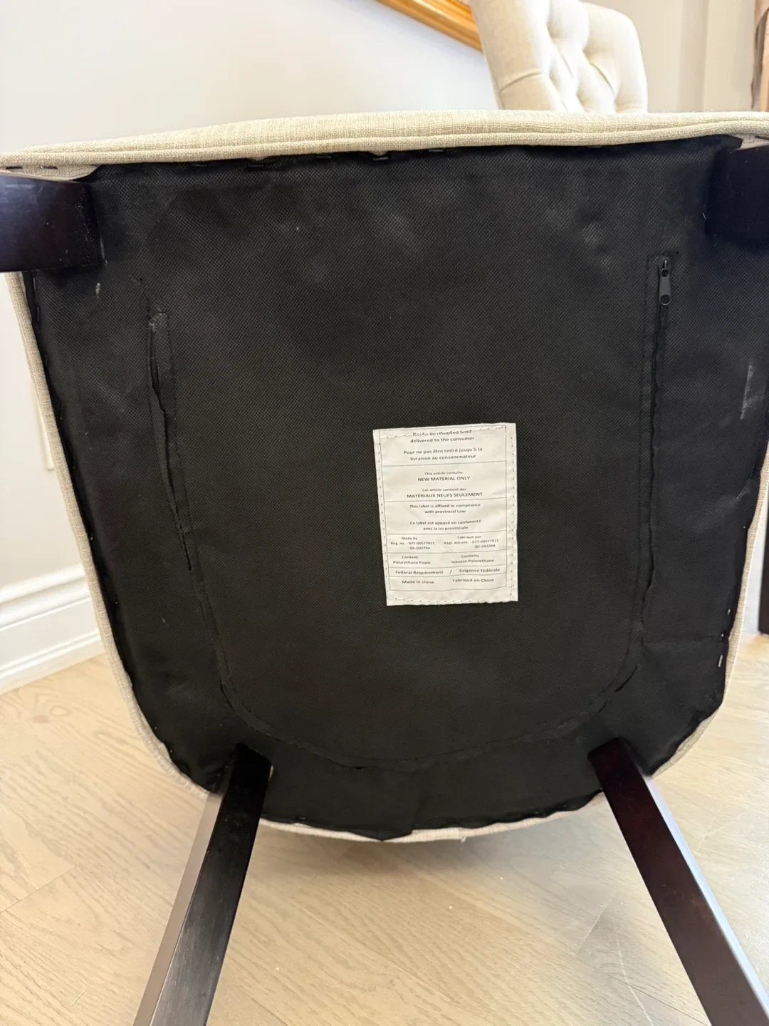 4 Tufted Chairs image indicator(10)