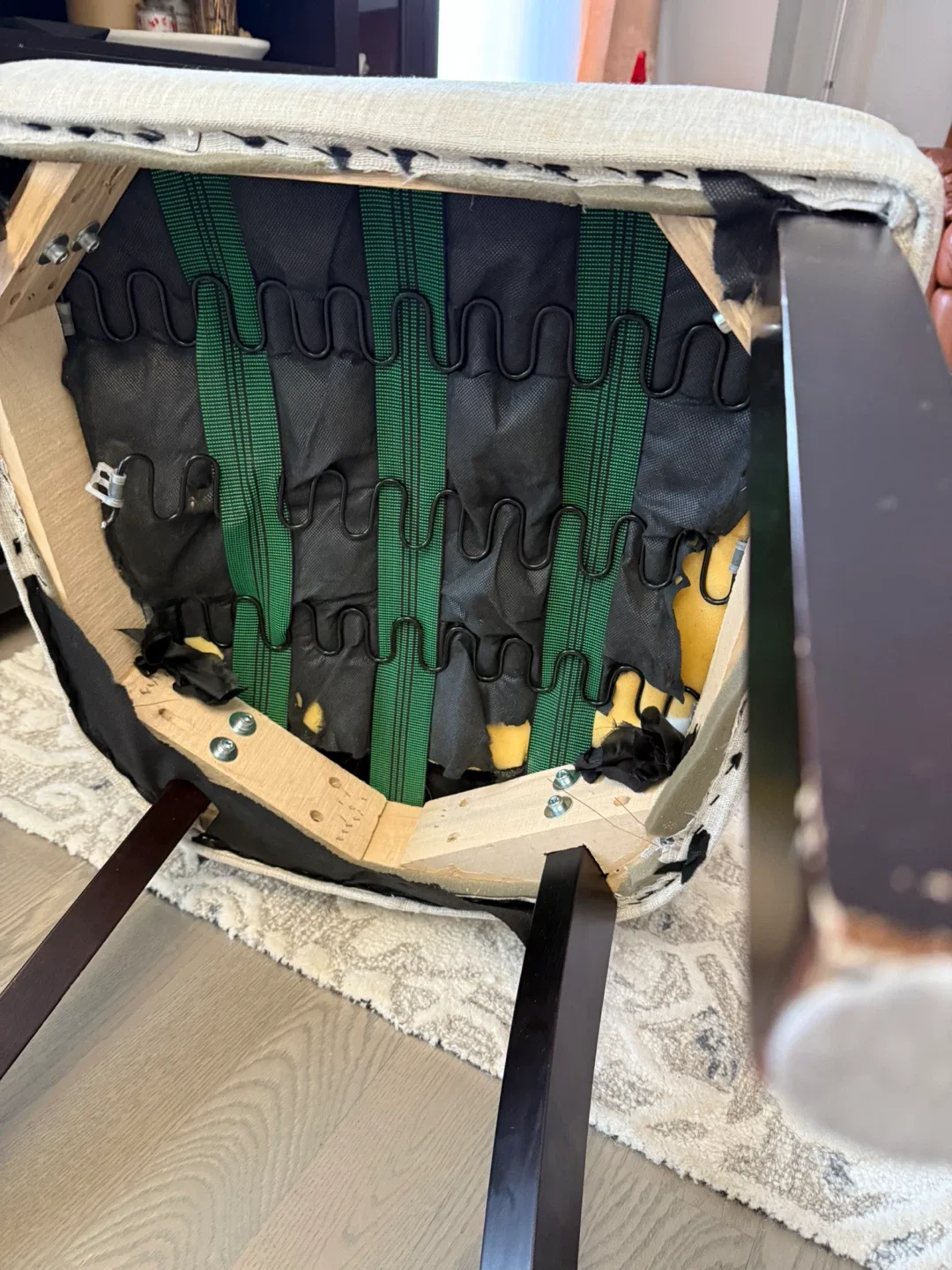 4 Tufted Chairs image indicator(9)