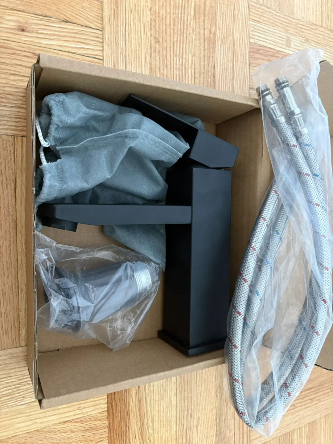 Black Bathroom Sink Faucet