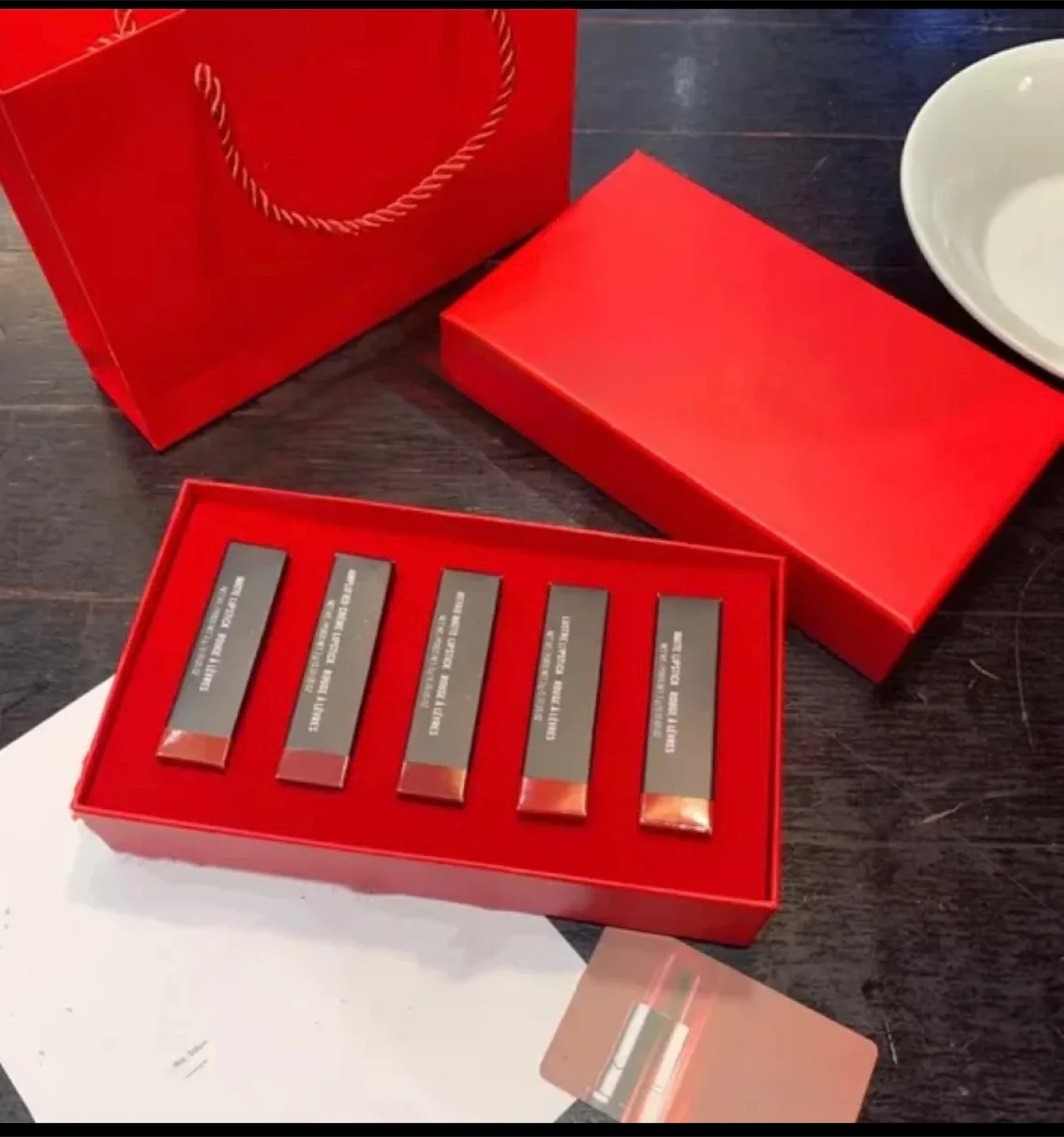 Provisional Mac lipsticks and Mac lipsticks Sets image indicator(2)