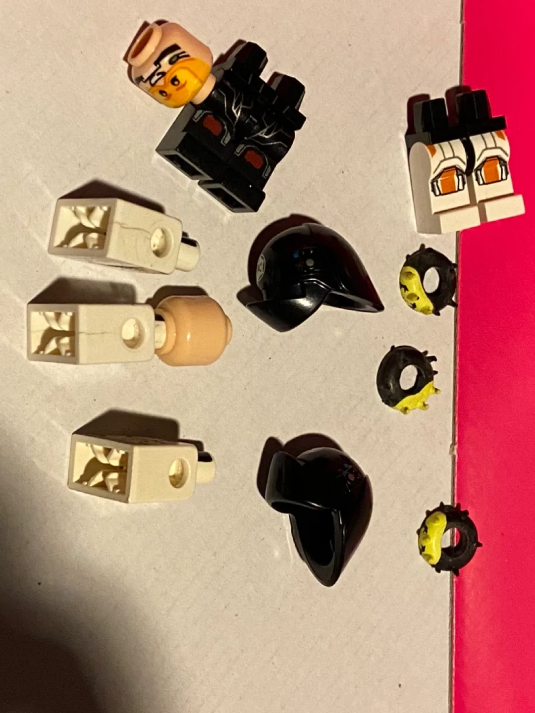 Lego  Star wars Minifigure Parts image indicator(2)