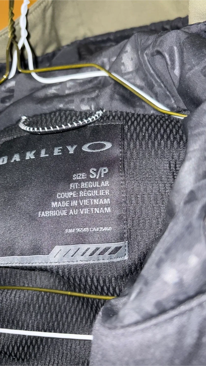 Oakley Jacket - Size S/P - Olive Green image indicator(6)
