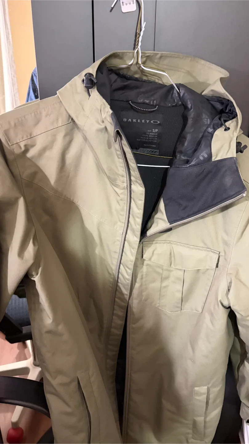 Oakley Jacket - Size S/P - Olive Green image indicator(7)