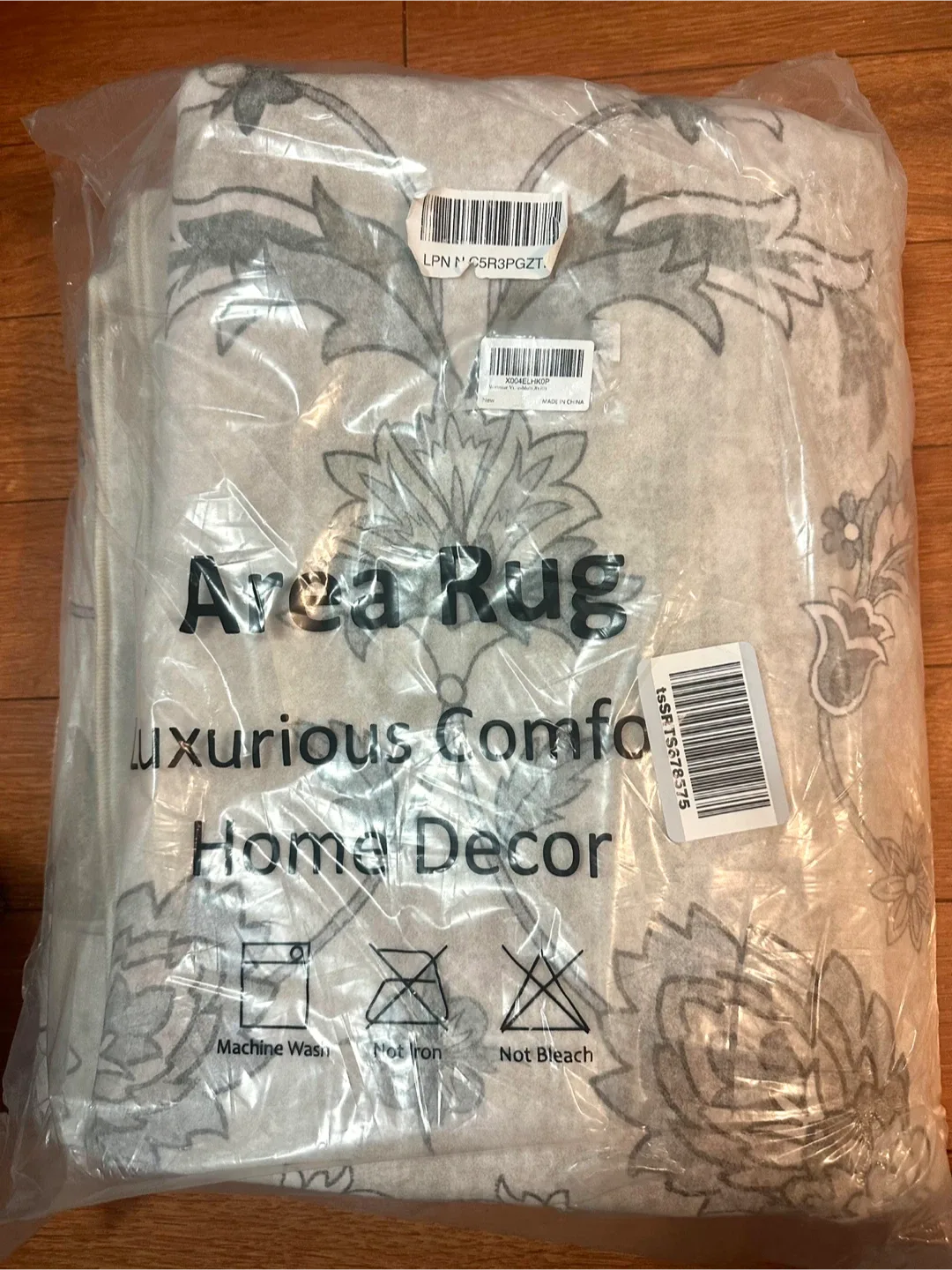 Area Rug - Easy Clean & Pet-Friendly 8 x10 rectangular image indicator(9)