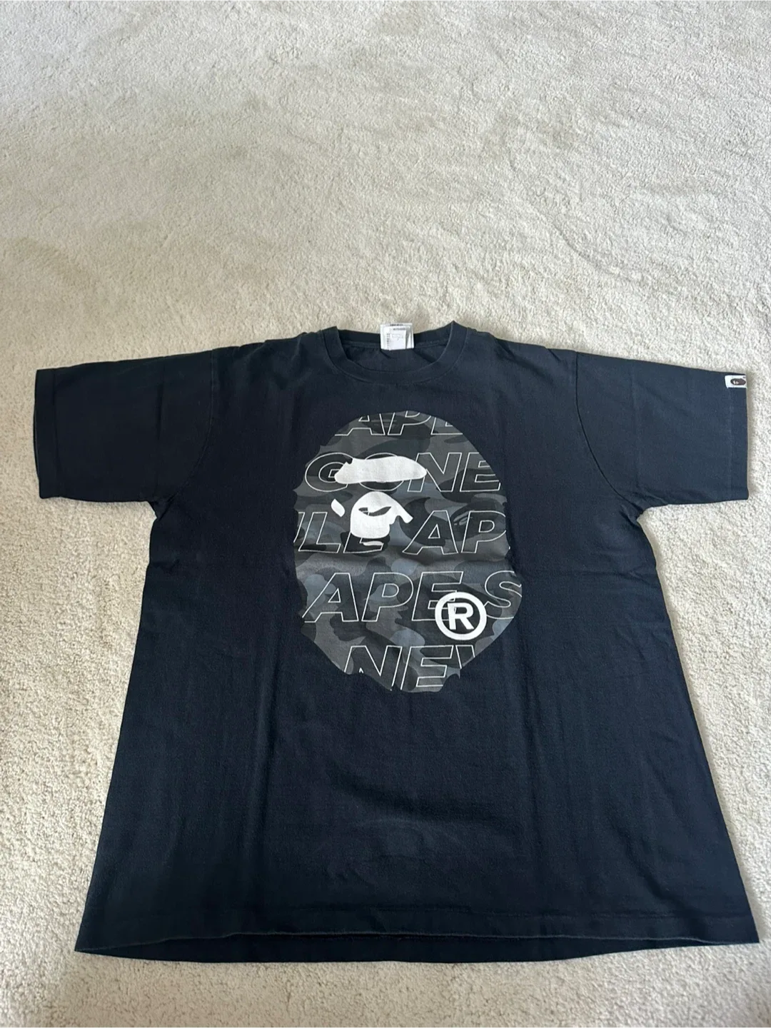 BAPE T-Shirts bundle image indicator(4)