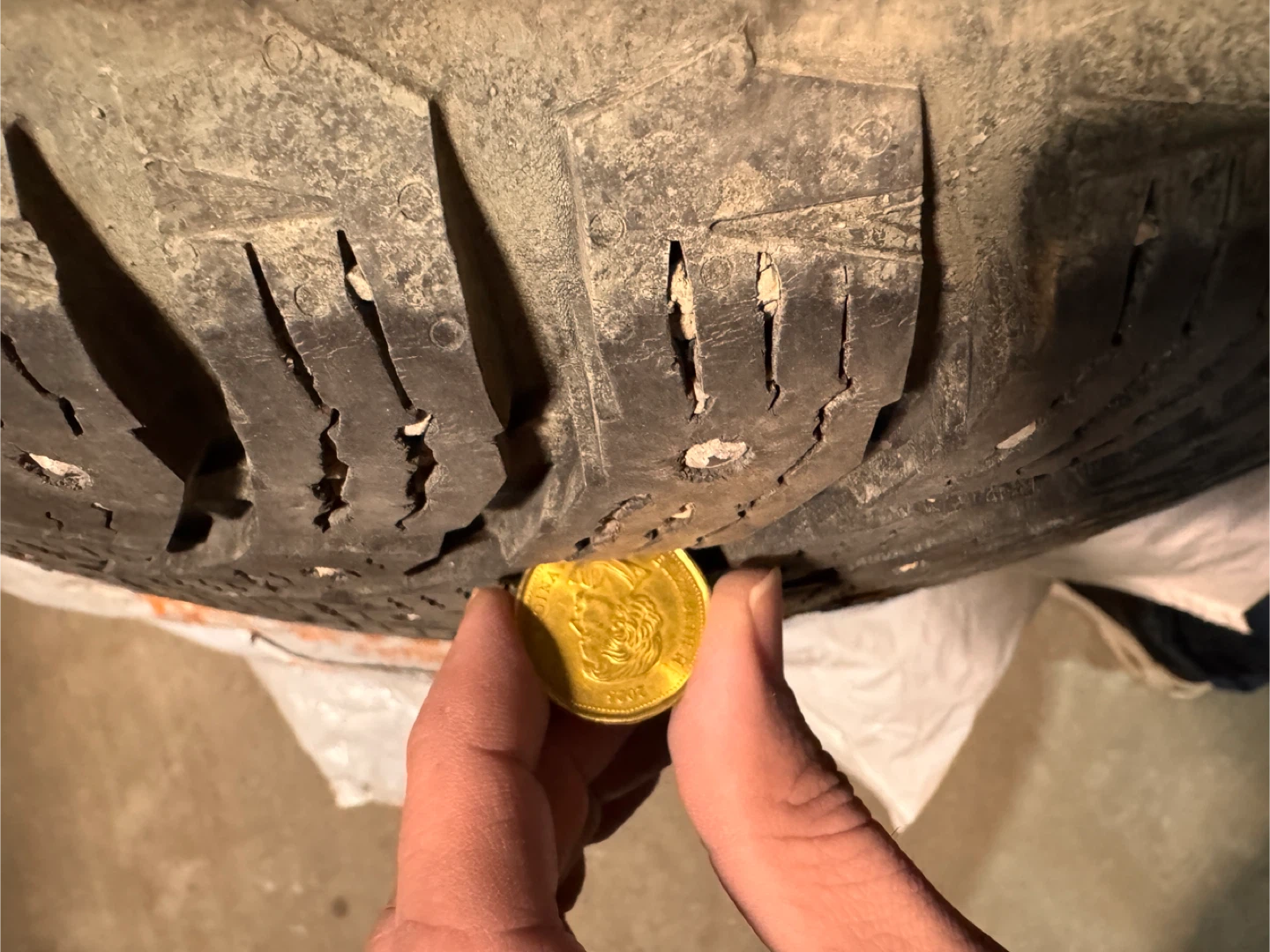 Set of 4 Studded Winter Tires - photo 3
