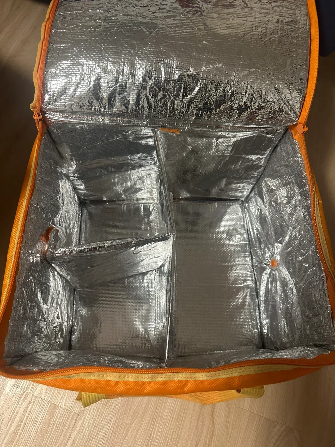 Skip The Dishes Insulated Delivery Bag image indicator(3)