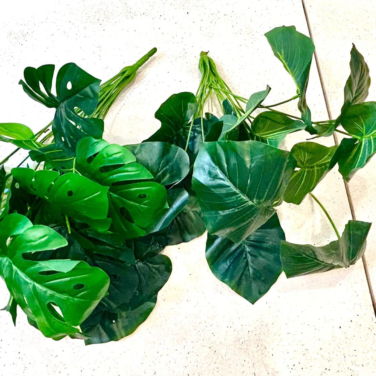 High Quality Artificial Greenery Home + Staging image indicator(8)