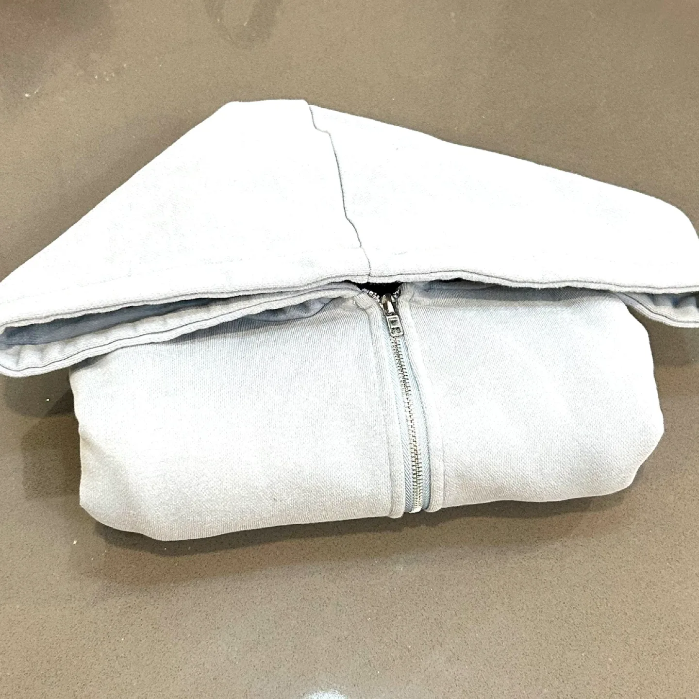 Dusty BLUE cropped over-sized Zip-Up Hoodie - Size M image indicator(4)