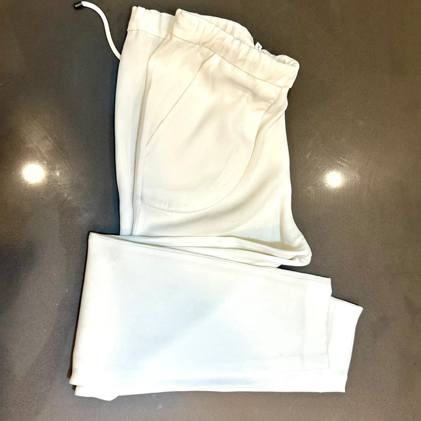 Derek Lam 10 Crosby White Cargo Pants - Size 0 image indicator(2)