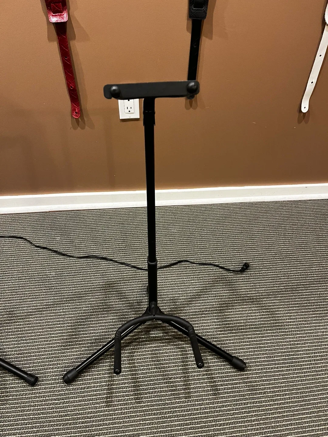 3 Guitar Stands image indicator(4)