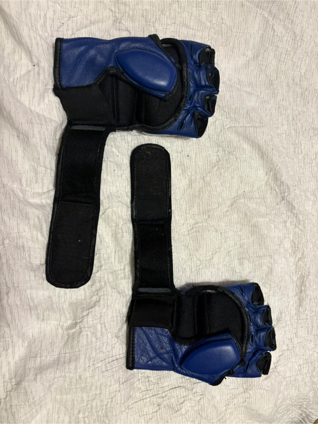 BOES MMA Gloves - Blue image indicator(3)