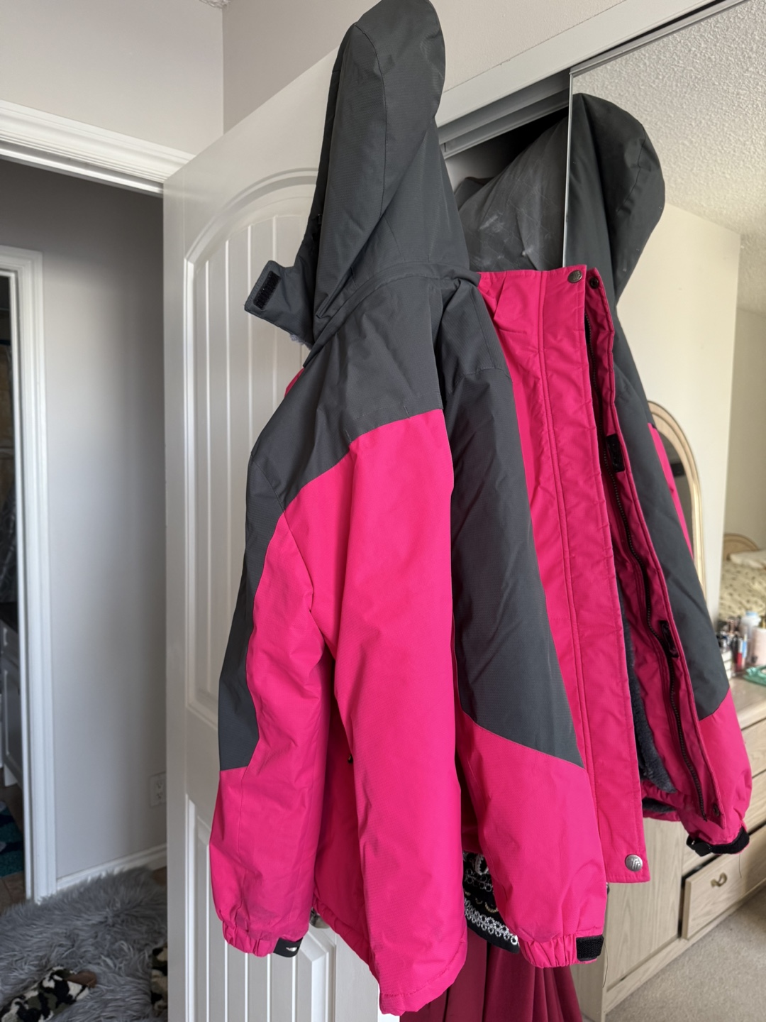 Pink & Grey Winter Jacket + Black Snow Pants - photo 3