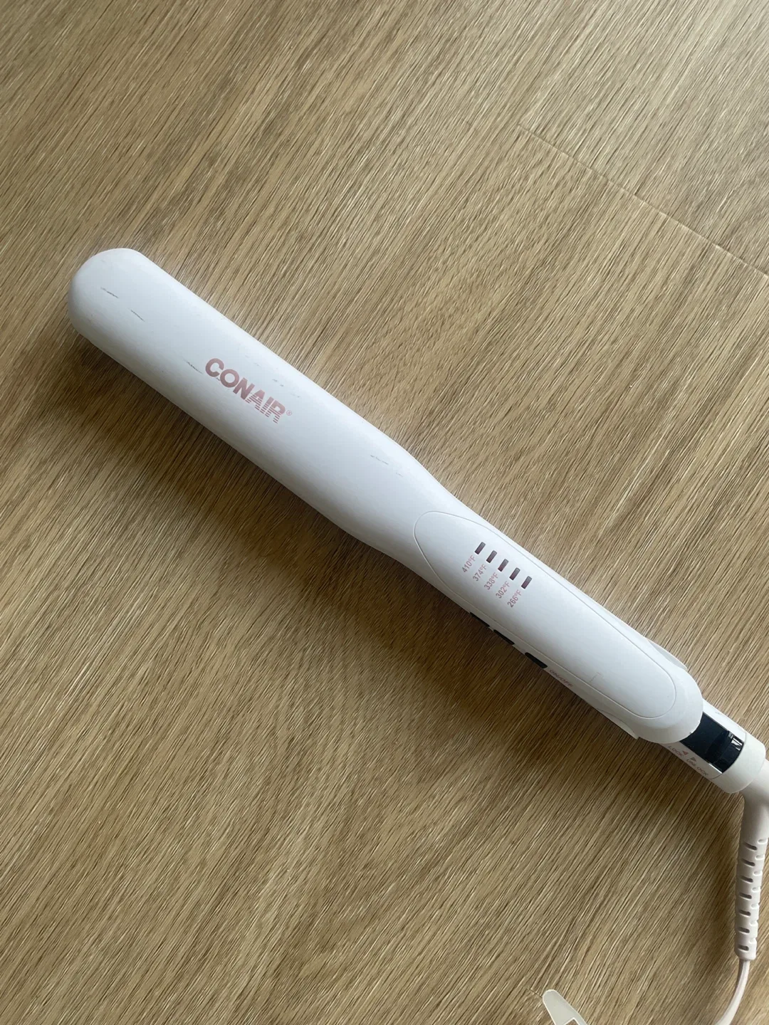 MOVING SALE : Hair Iron