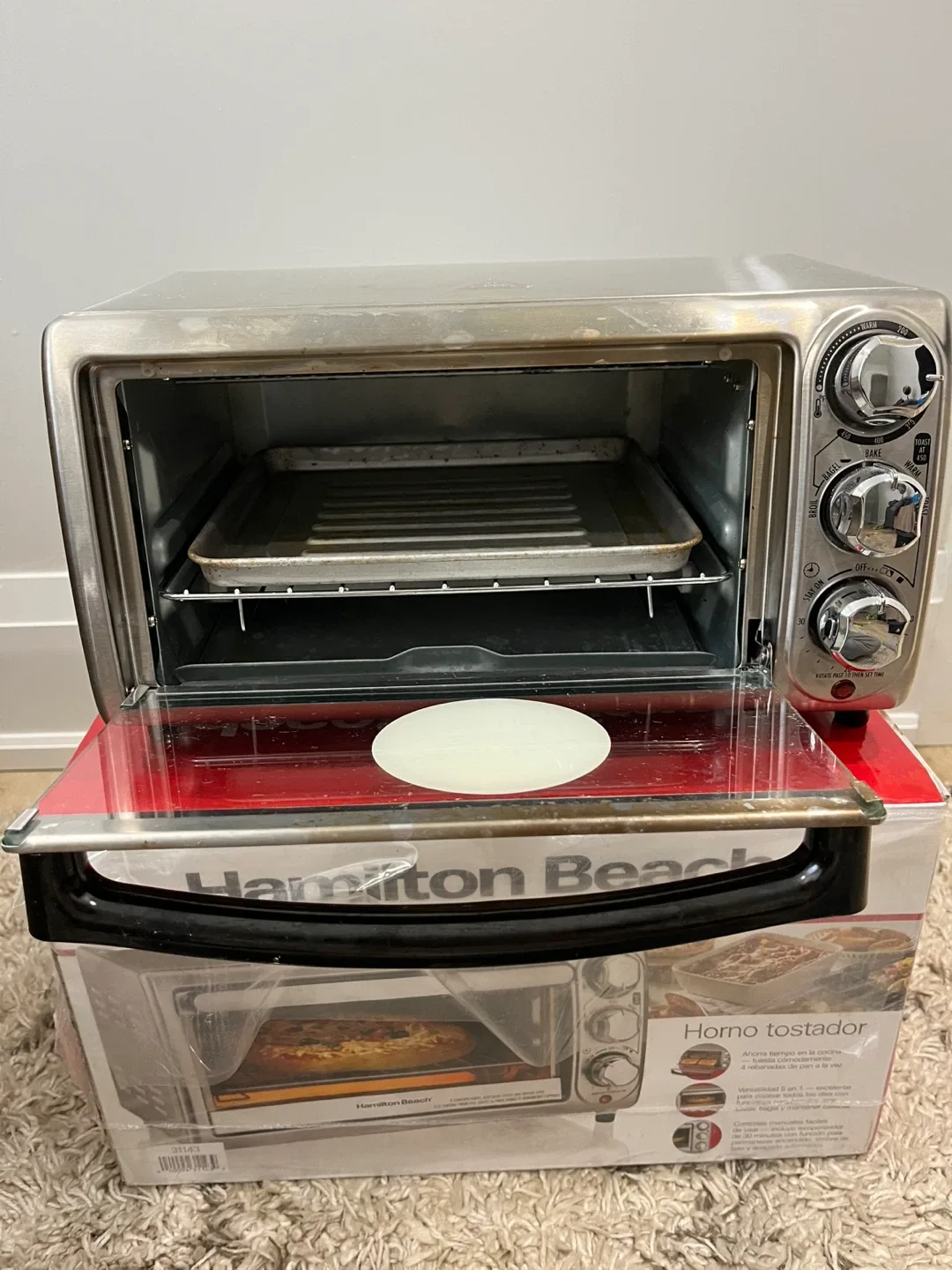 Hamilton Beach Stainless Steel Toaster Oven image indicator(4)