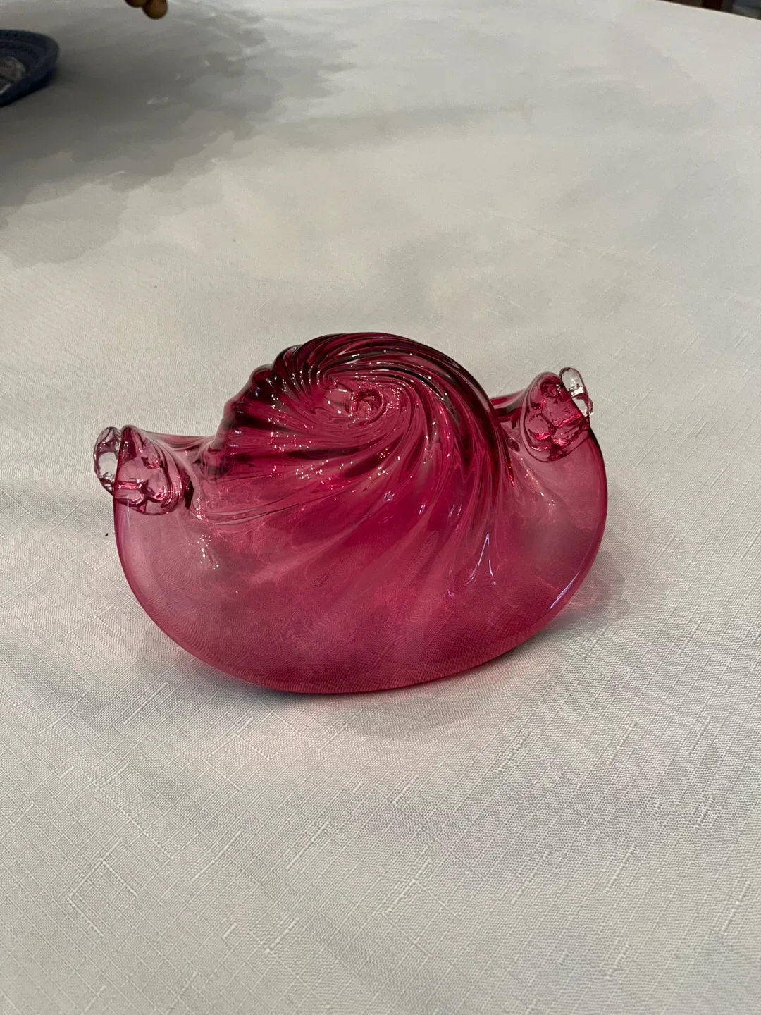 Cranberry Decorative Glass Bowl and Fruit image indicator(5)