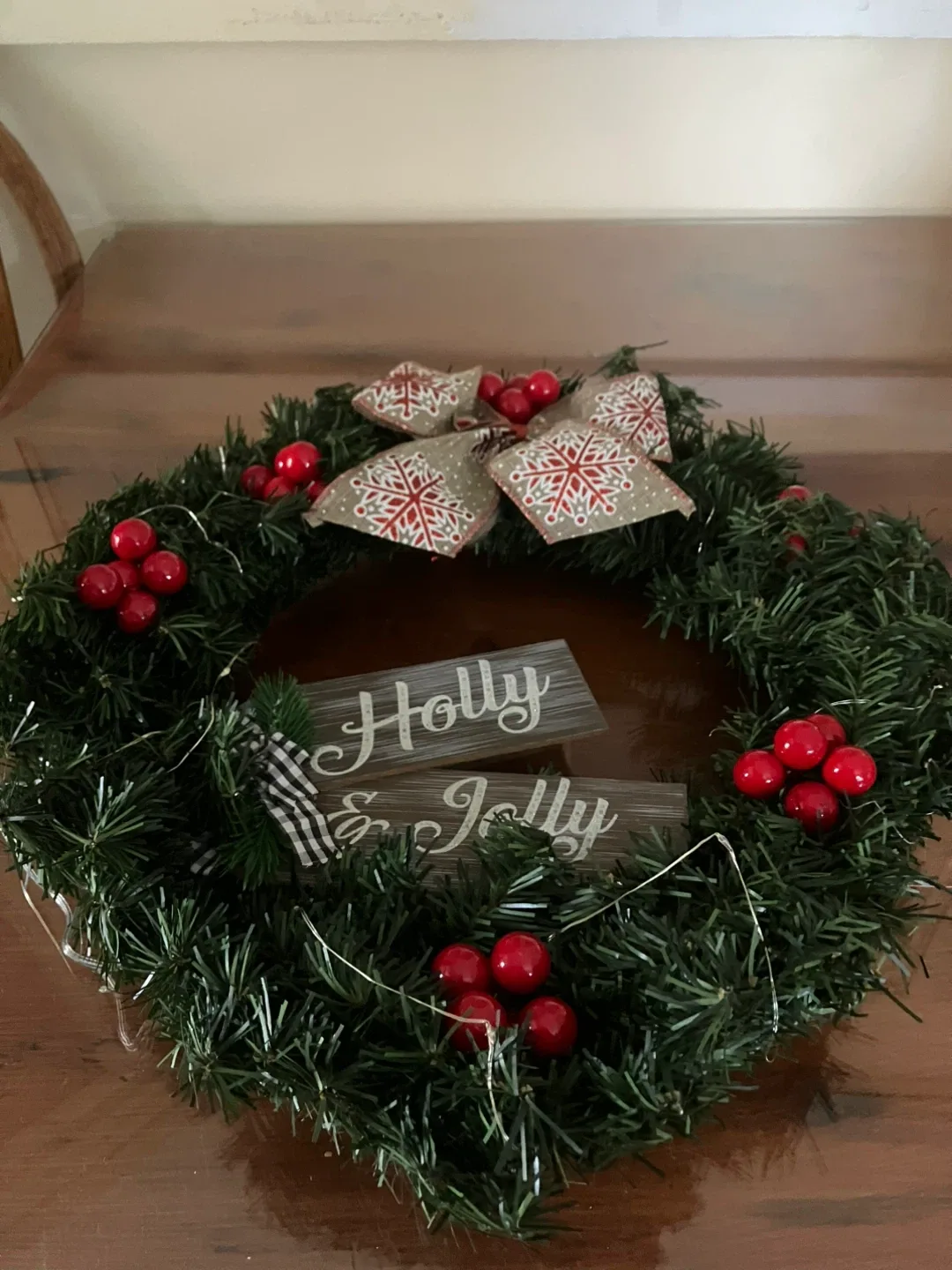 Christmas Wreath - Holly & Jolly