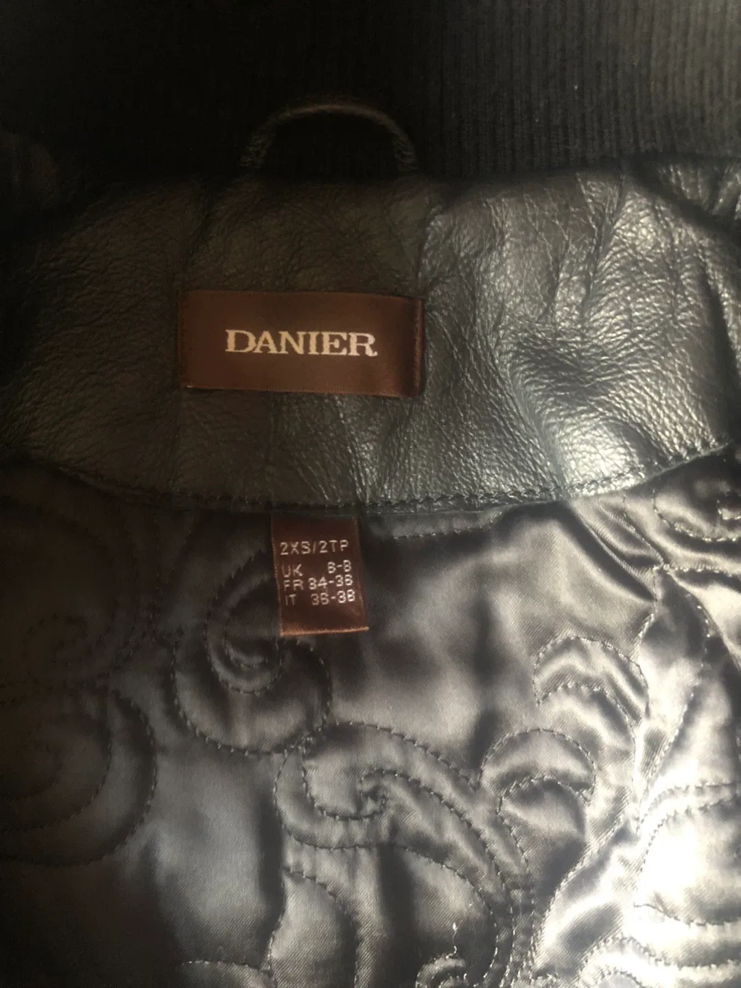 Danier Black Leather Jacket - Size 2XS image indicator(2)