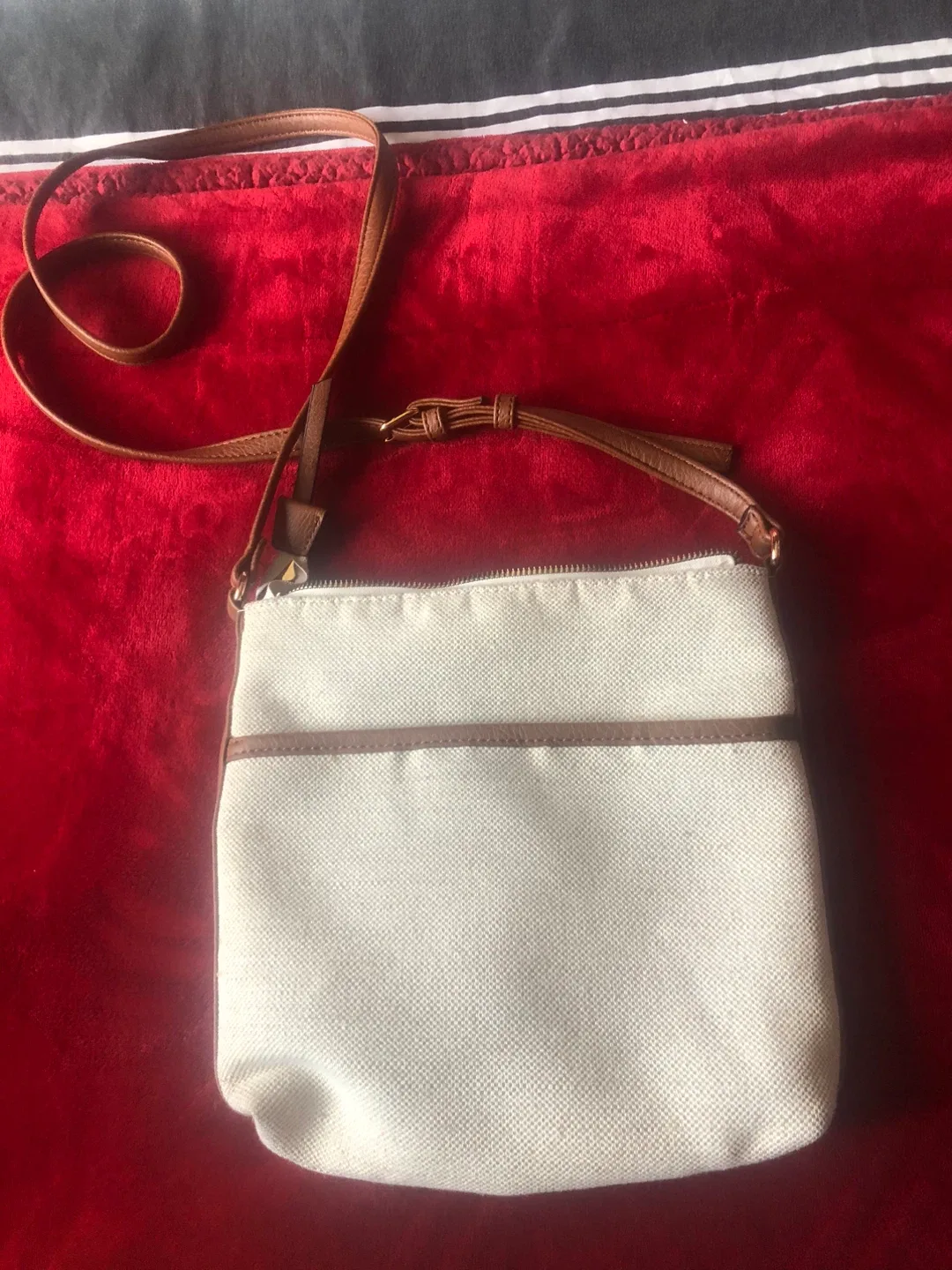 Crossbody Bag - Beige with Brown Trim image indicator(2)