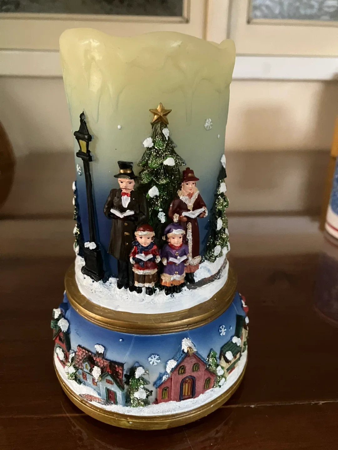 Christmas Caroler Candle Decoration