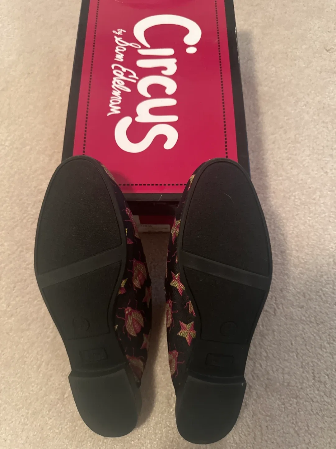 Women’s slip on image indicator(3)