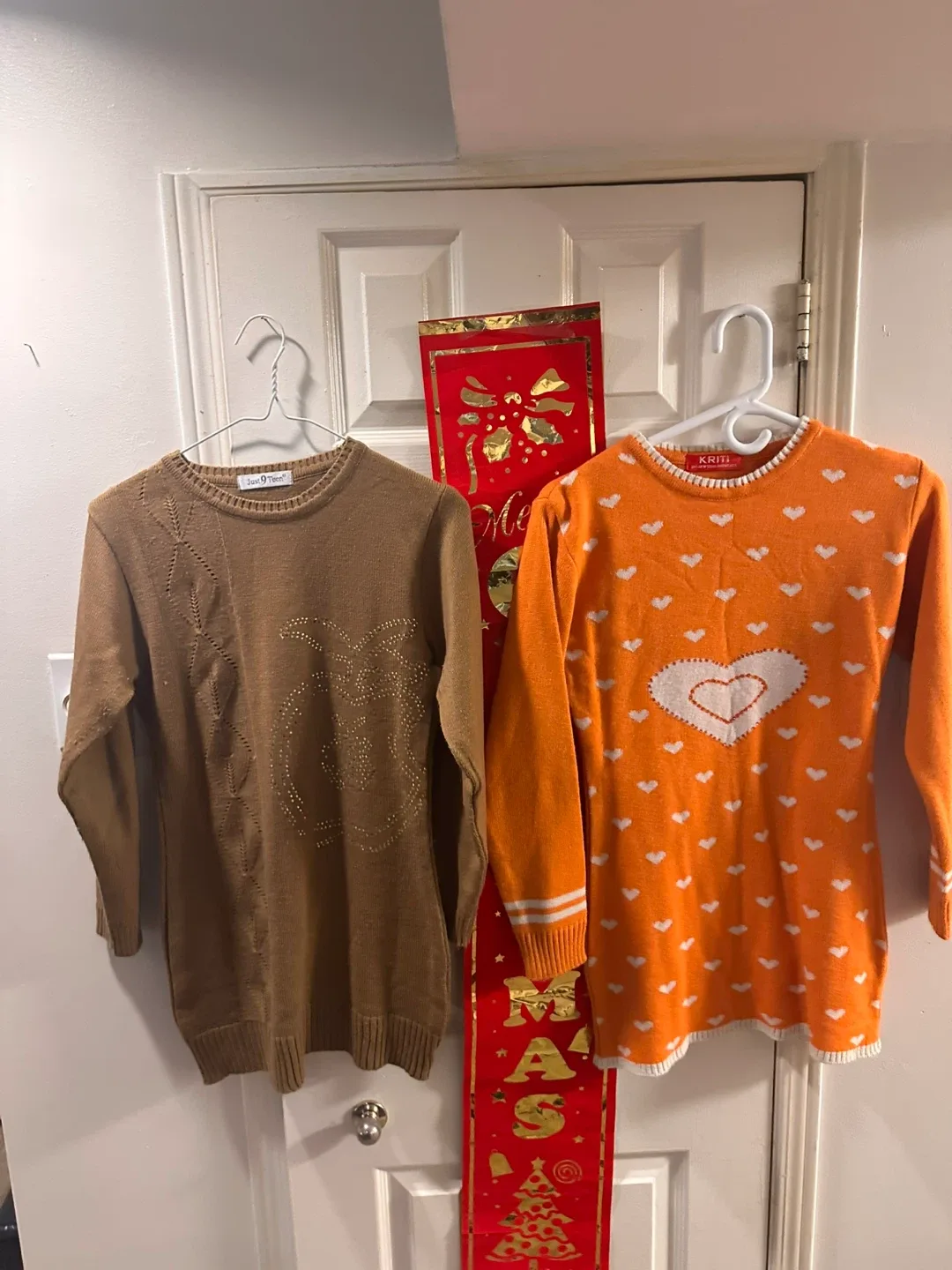 5 Bundle of Women's Tops & Sweaters image indicator(3)