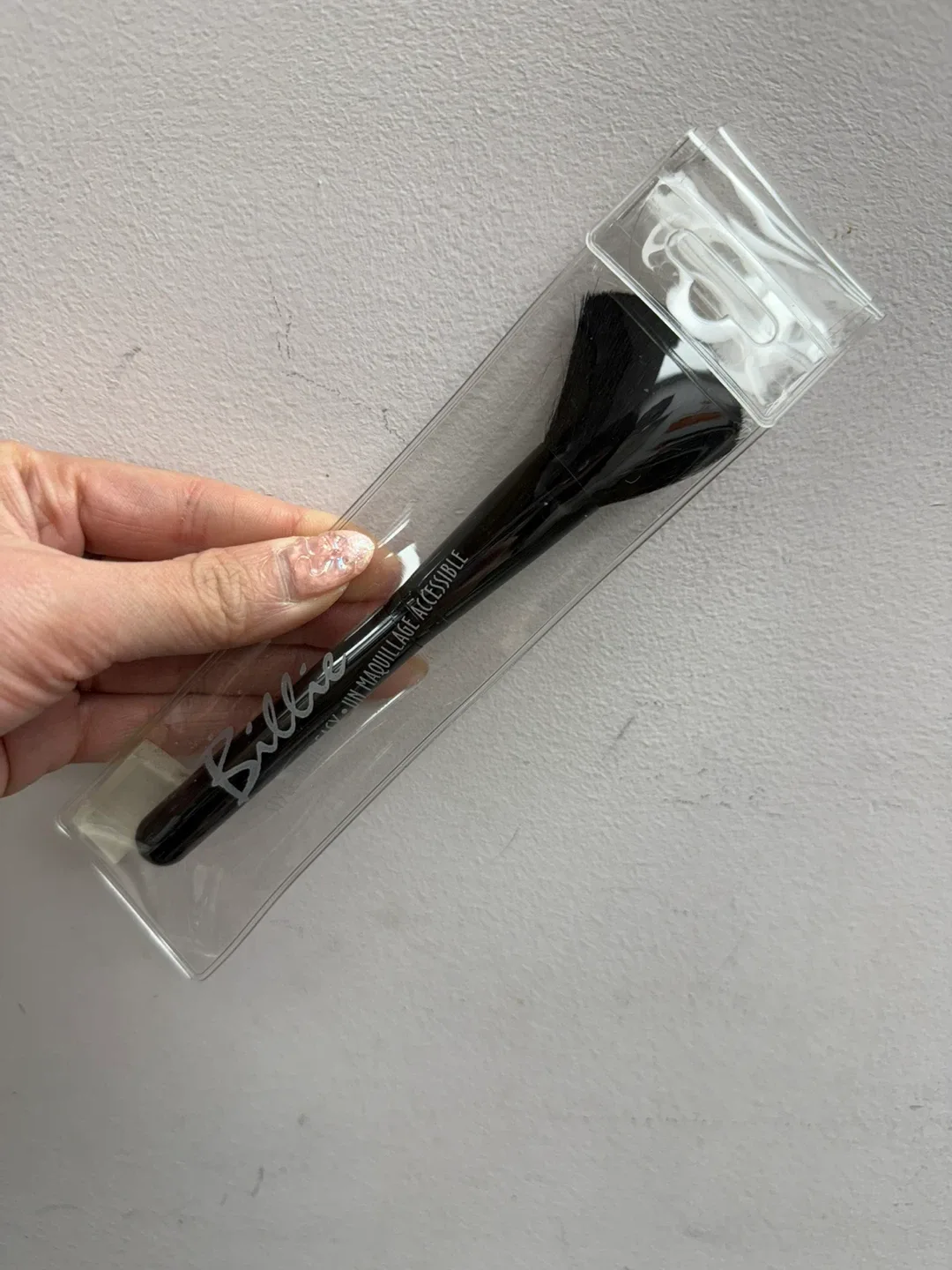 Billie Makeup Brush - New