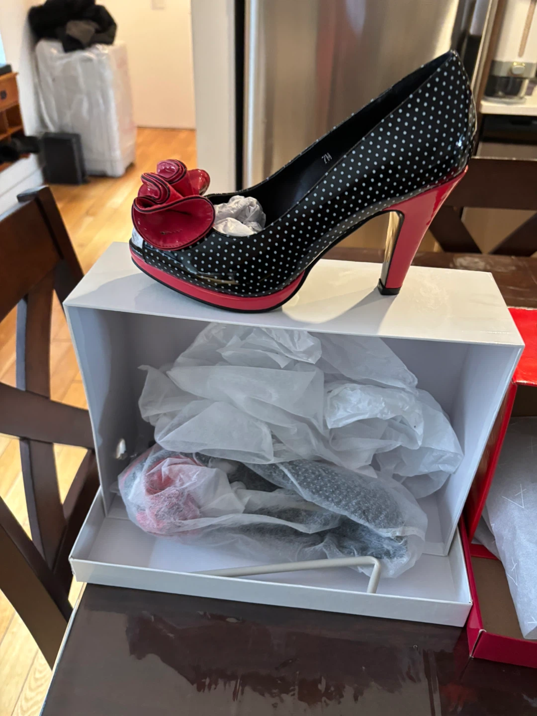 Black & White Polka Dot Heels - Size 7M