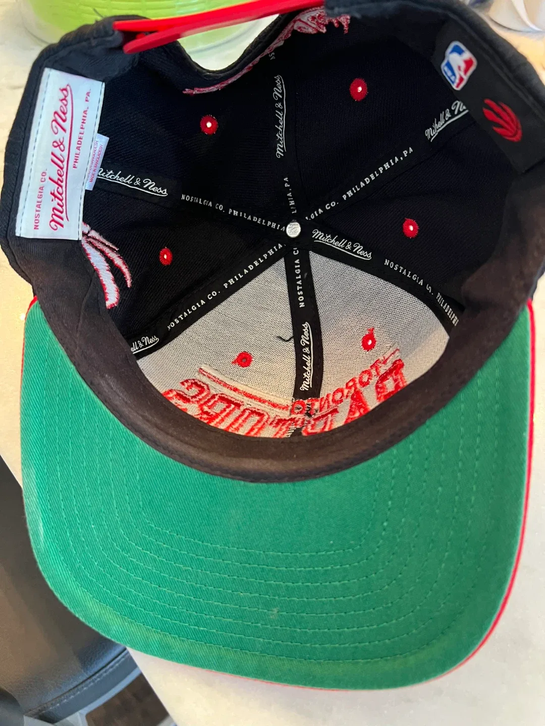 NEW Mitchell & Ness Toronto Raptors Snapback Hat image indicator(3)