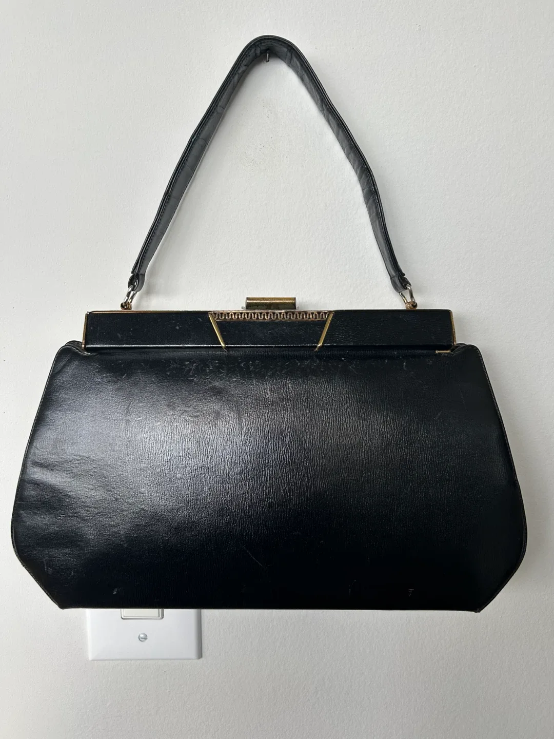 Vintage Black Leather Handbag image indicator(2)