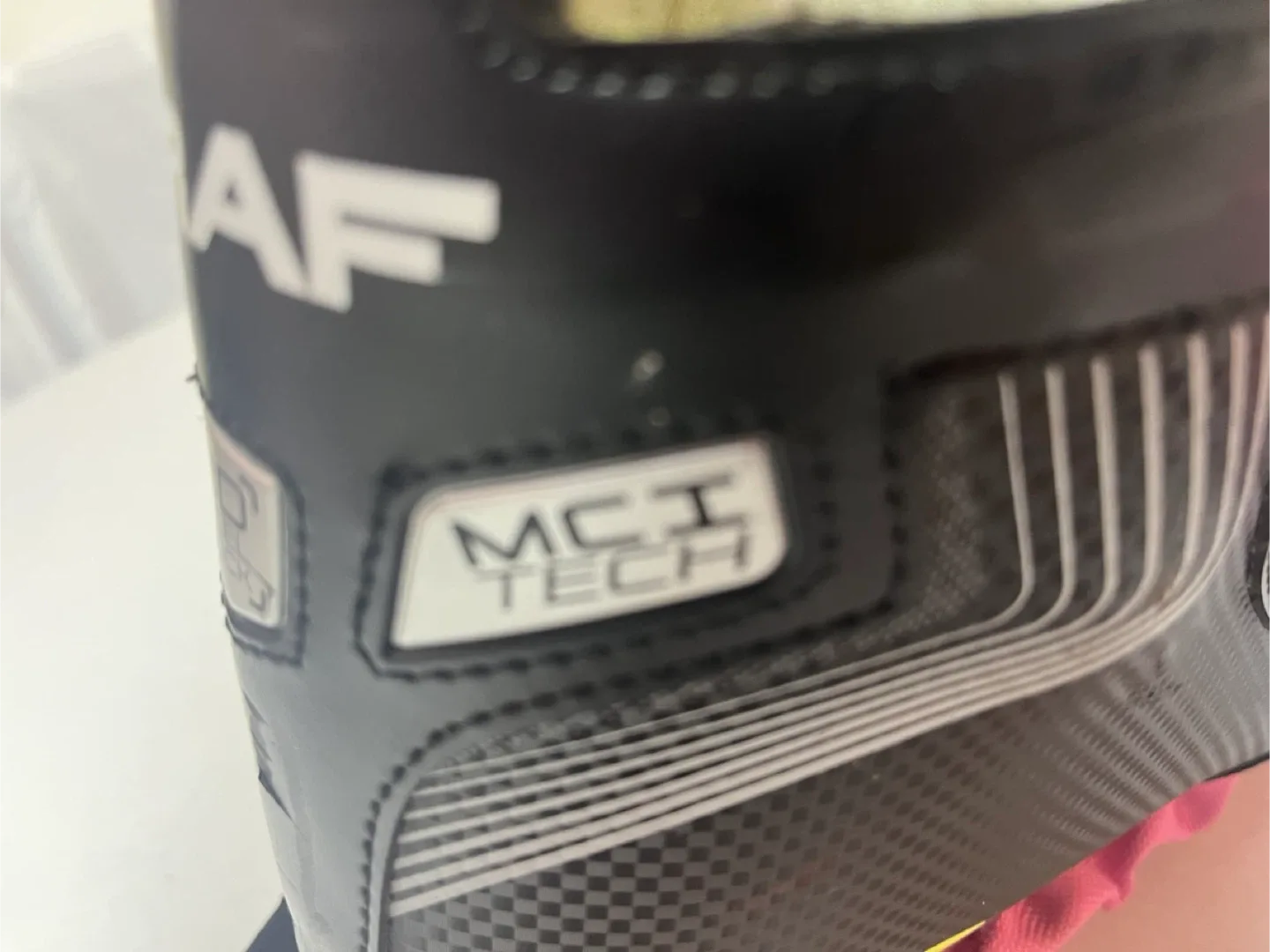 Boys Size 4.5 Hockey Skates - Graf Supra G1035 - Great Condition image indicator(6)