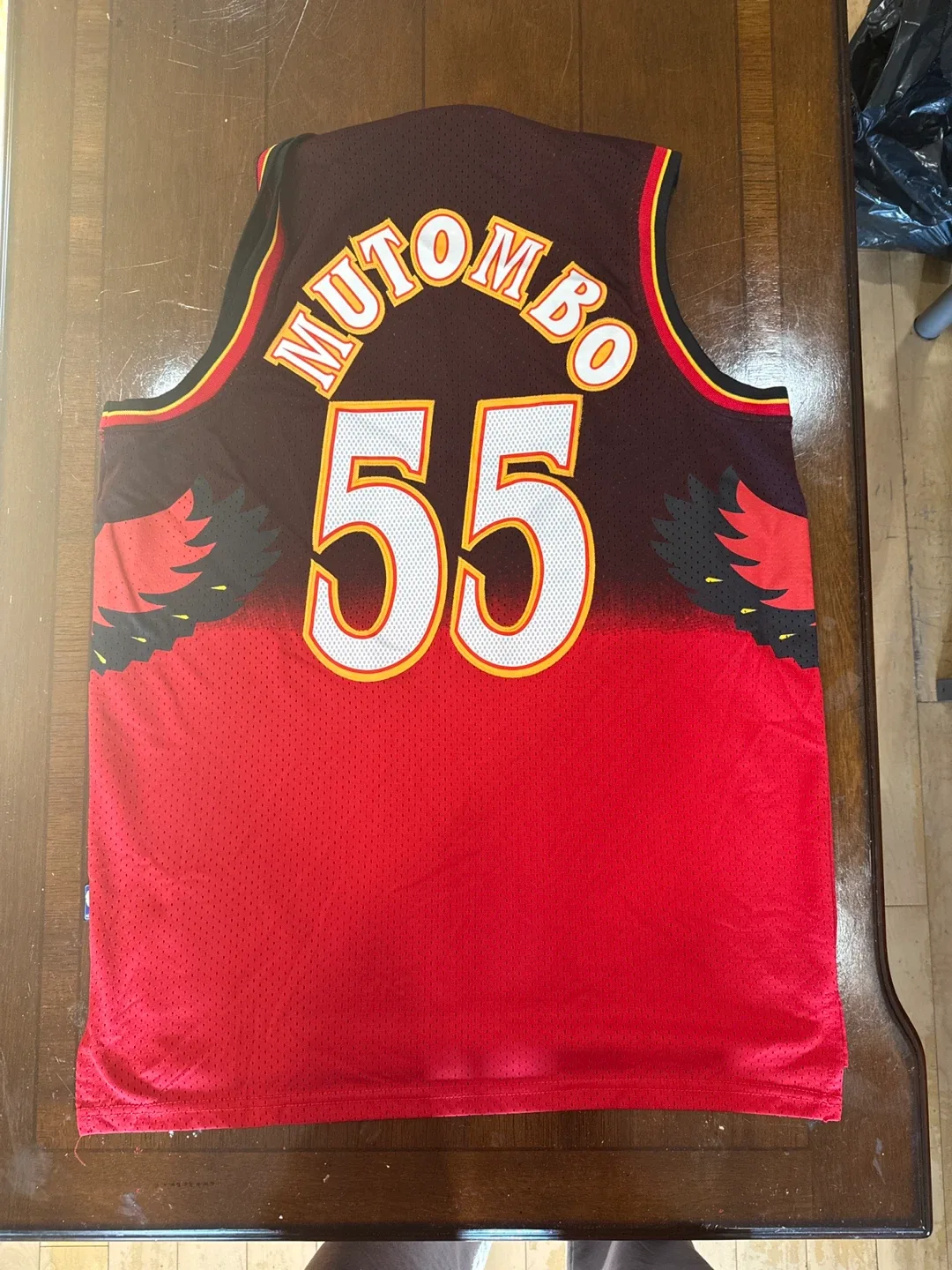 Adidas Mutombo Hawks Jersey XL image indicator(2)