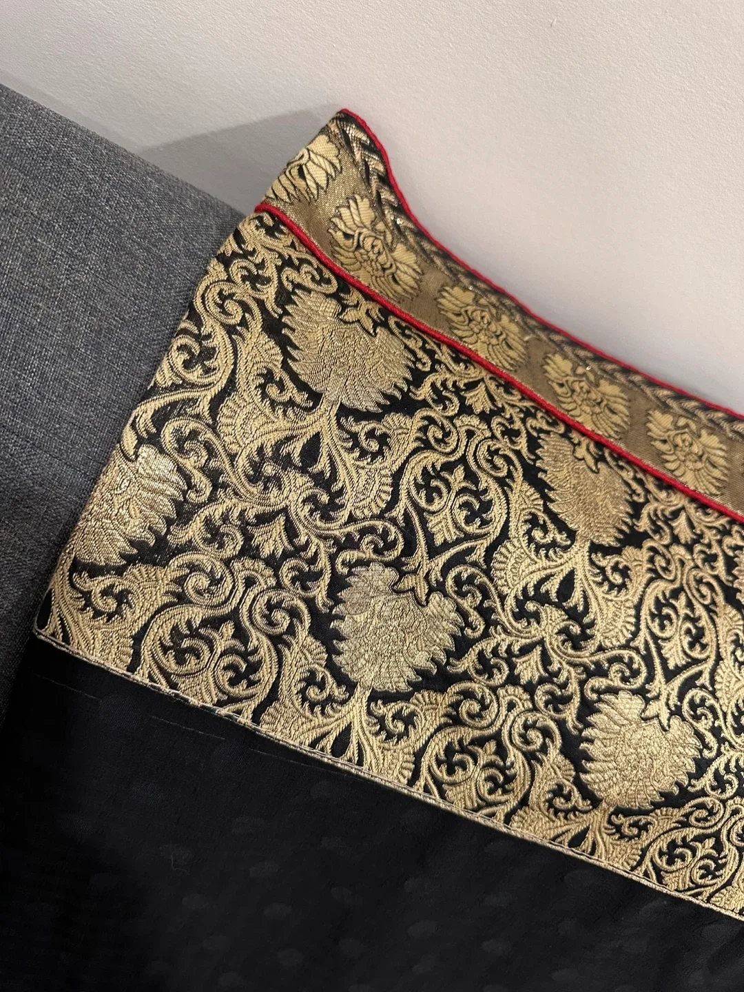 Assorted Indian Sarees & Dress image indicator(2)