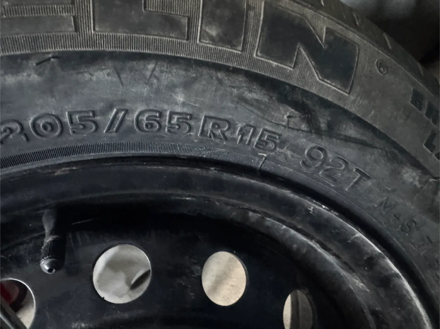 205 65 R15, image indicator(4)