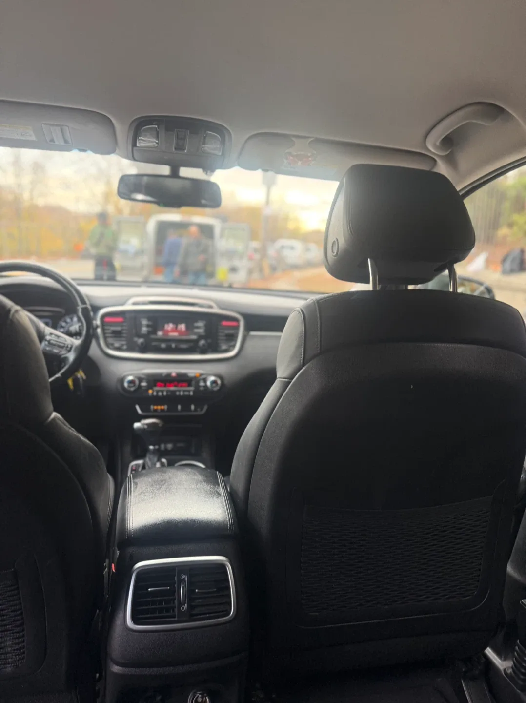 Kia Sorento SUV 2016 image indicator(10)