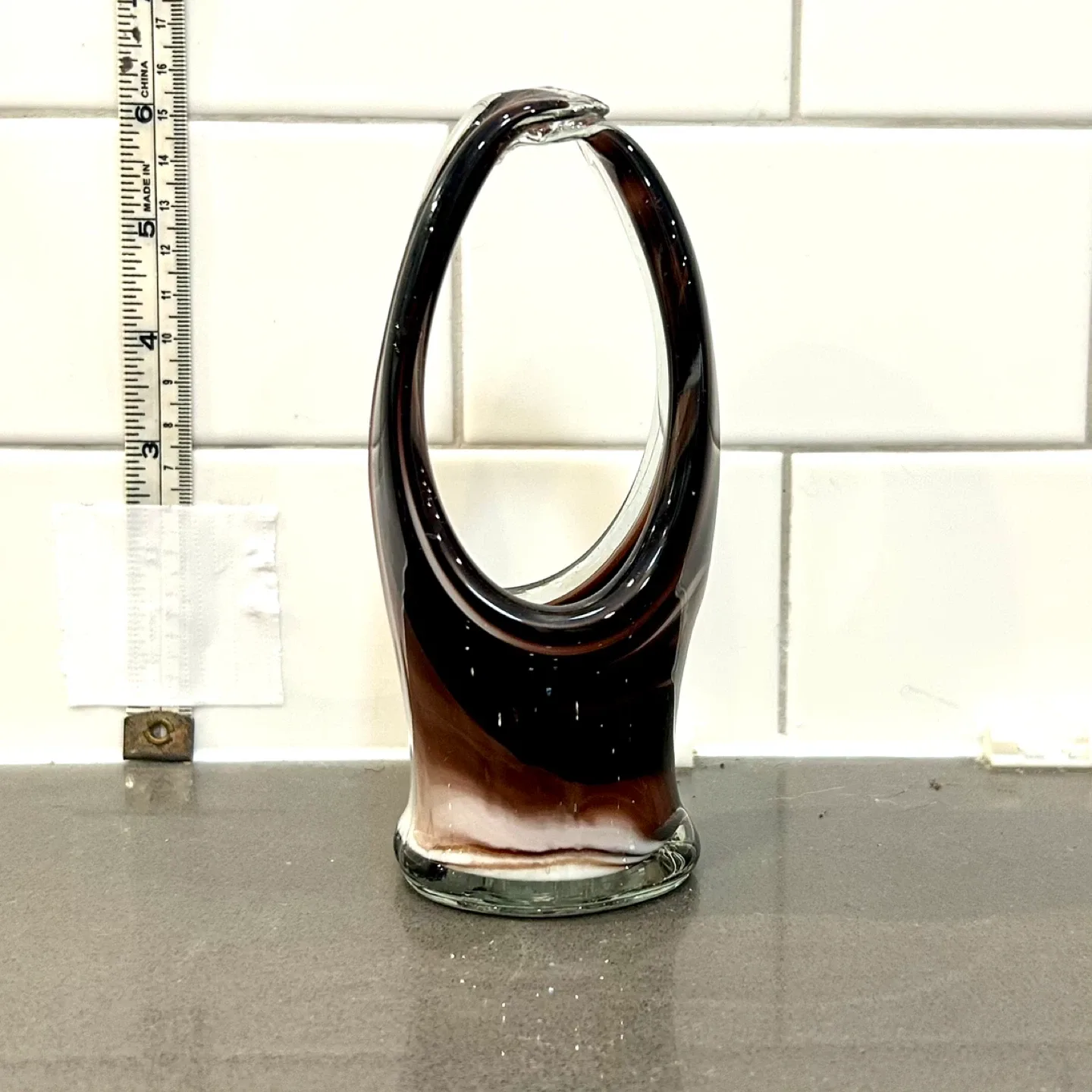 Art Glass Basket Vase - Brown & White Swirl image indicator(4)