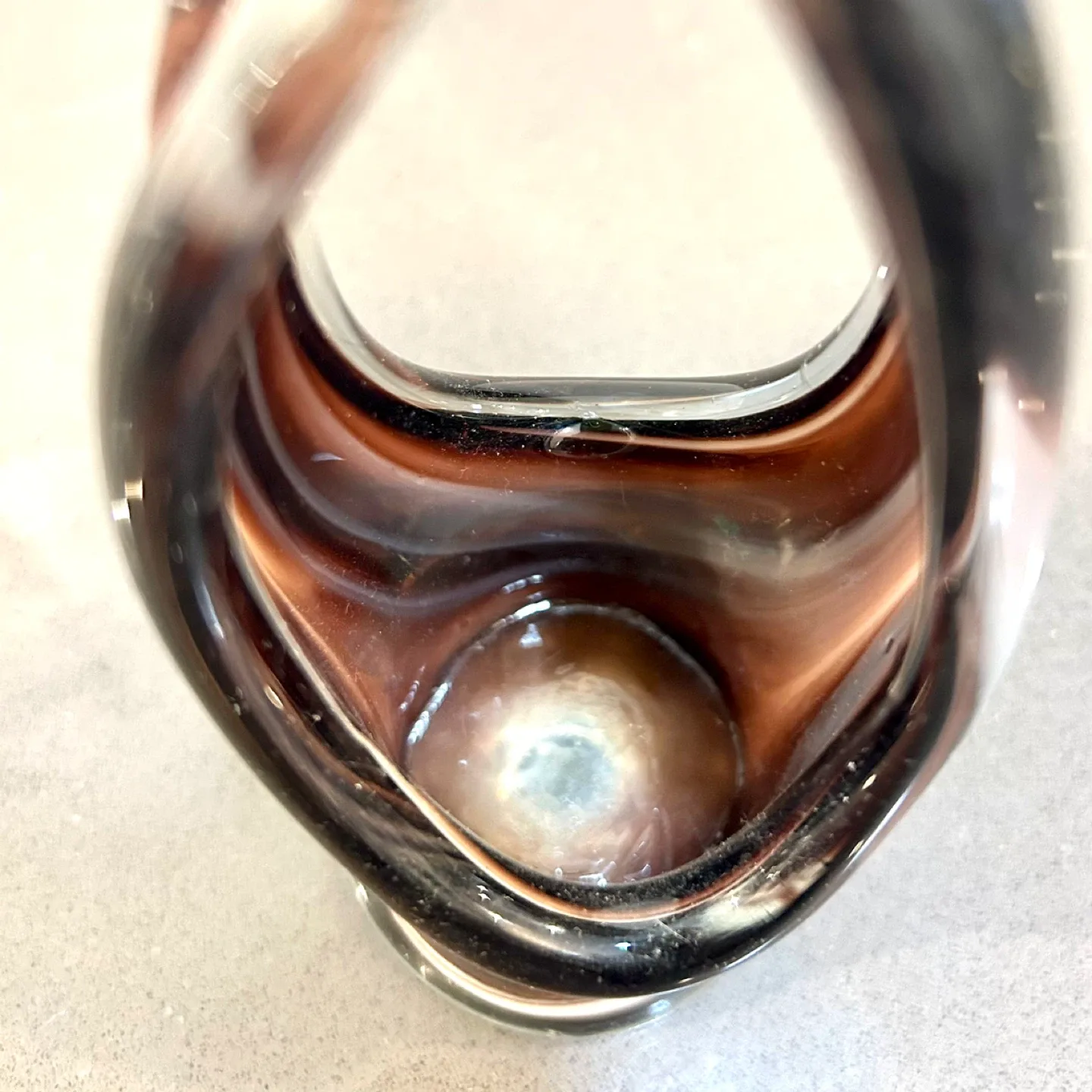Art Glass Basket Vase - Brown & White Swirl image indicator(6)