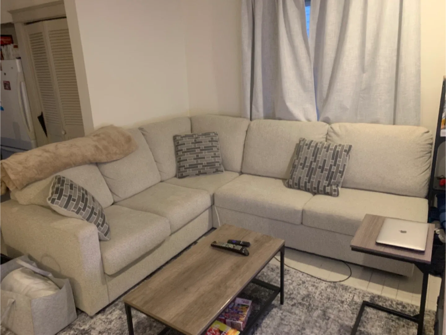 Edenfield 3 Piece Sectional - Grey image indicator(2)