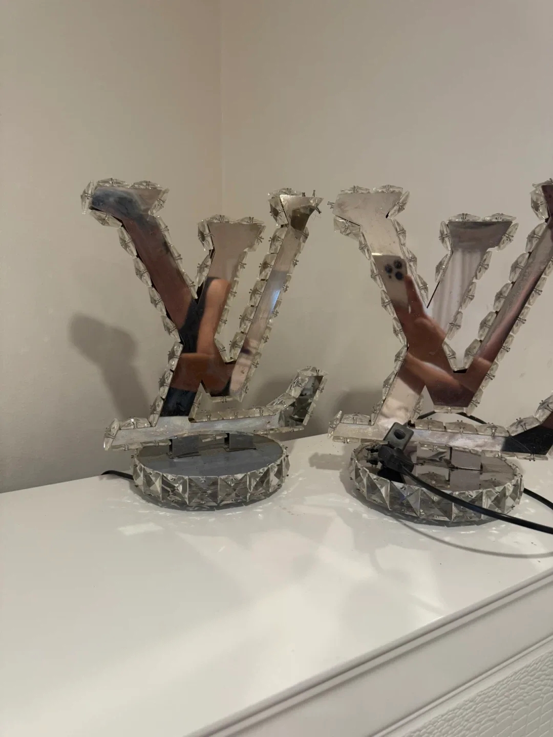 Louis Vuitton Inspired LV Logo Table Lamps image indicator(2)