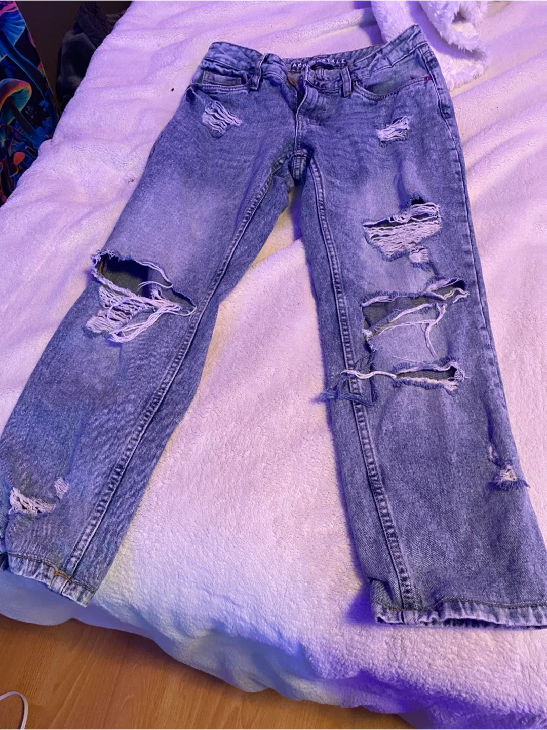 Aeropostale Boyfriend Ripped Jeans