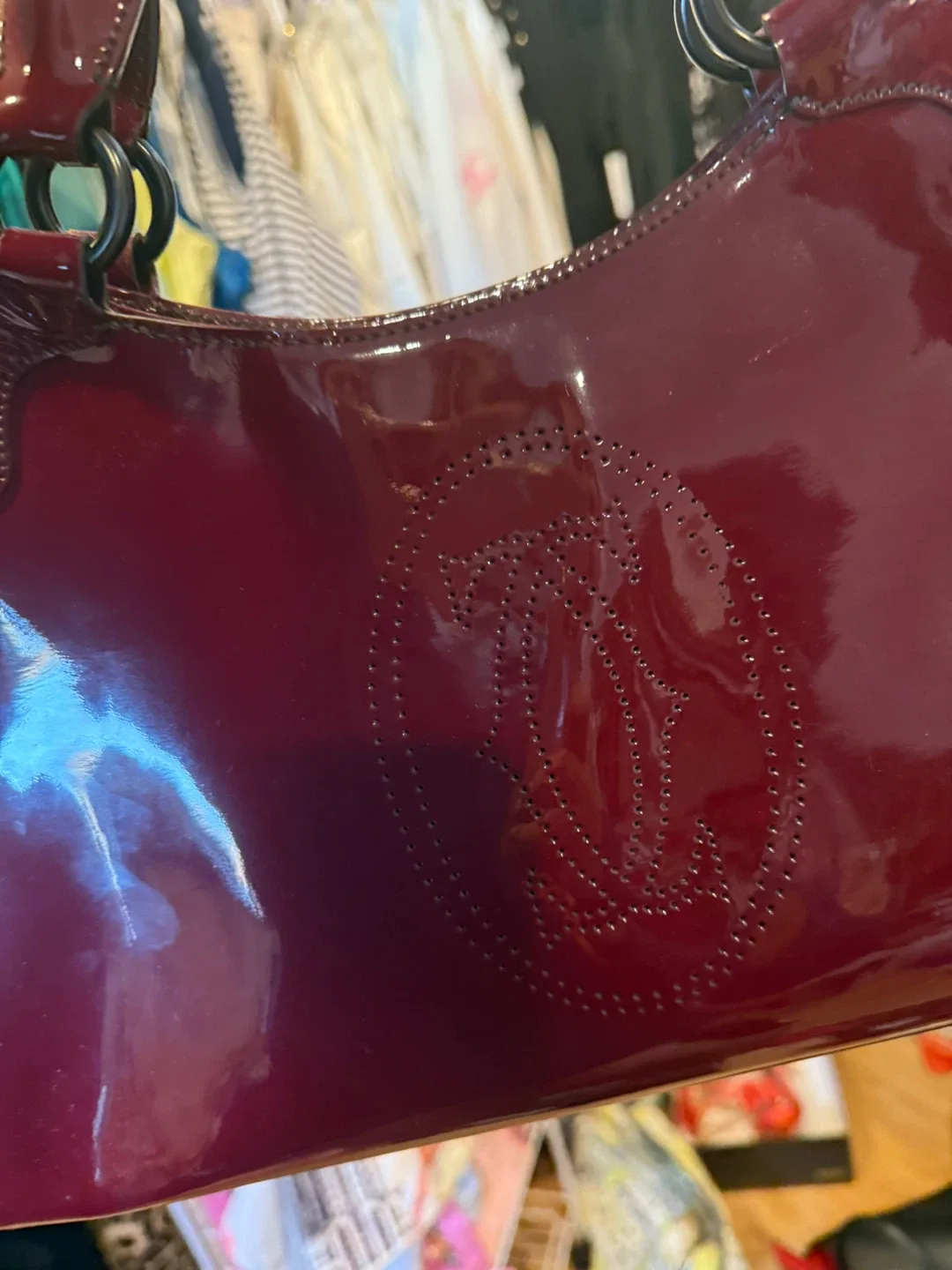 Cartier Burgundy Patent Leather Shoulder Bag image indicator(4)