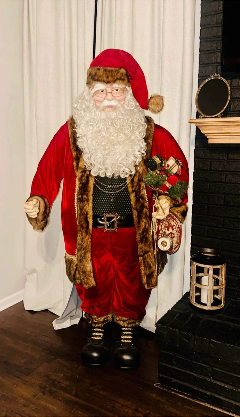 Vintage Life Size Santa Clause 🎅 💫