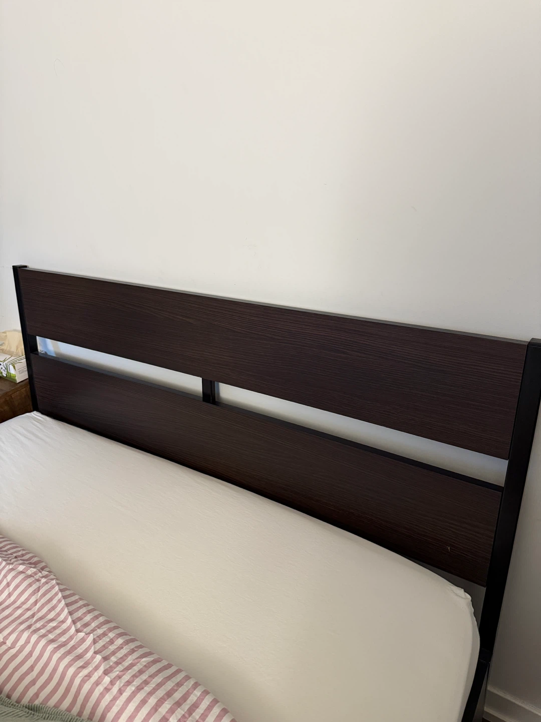 Moving sale: double bed frame - photo 3