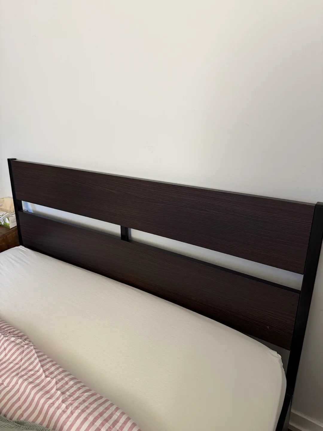 Double Bed frame image indicator(3)