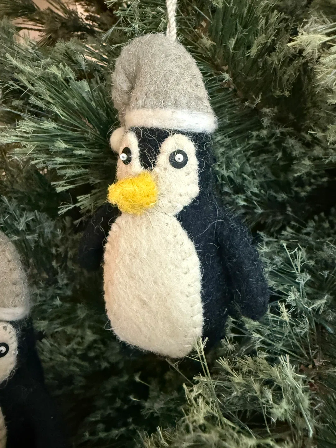 Handmade felted penguin ornaments image indicator(3)